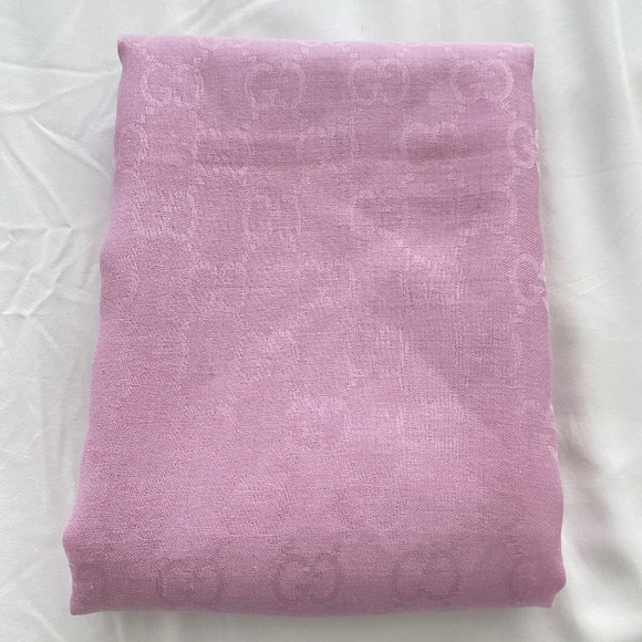 Gucci pink scarf one size - Picture 1 of 4